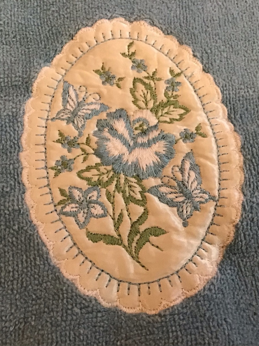Vintage Fieldcrest appliqué w/floral and butterfly embroidered trim hand towel